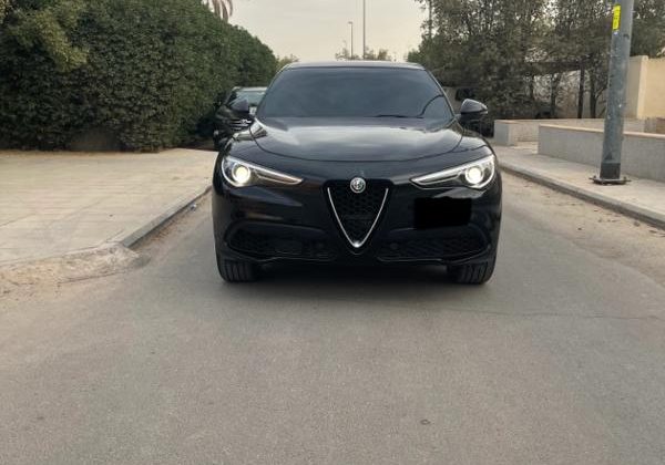 الفاروميو ستلفيو ايطاليا موديل 2018 للبيع في السعودية الرياض